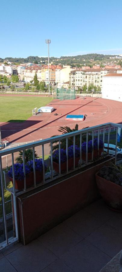 شقة Vistas A La Pista De Atletismo بونتيفيذرا المظهر الخارجي الصورة